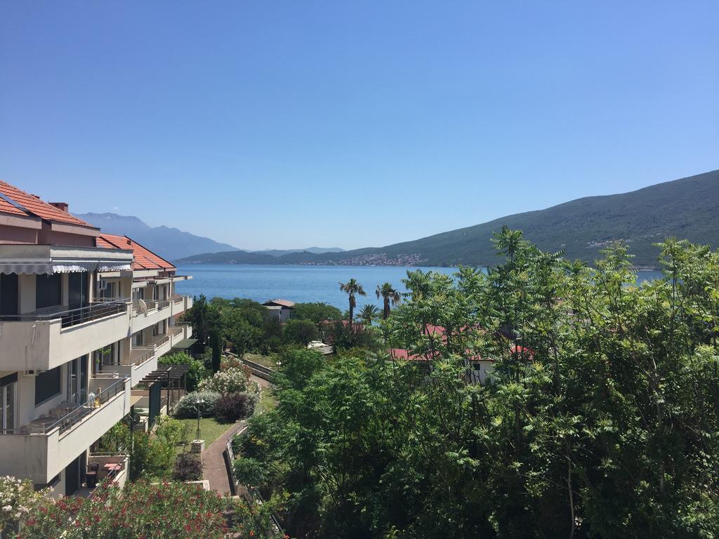 Villa Alla Bed And Breakfast Херцег-Нови Экстерьер фото